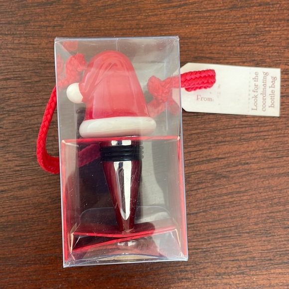 NWT ornament and 2 wine stoppers - Picture 6 of 7